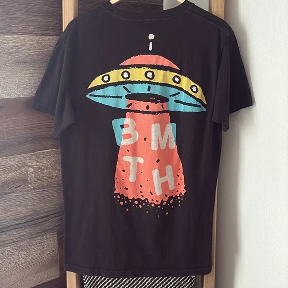 SOLD❗️Bring Me The Horizon Tee 🛸 - Picture 2 of 4